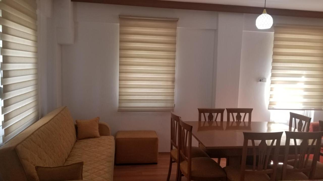 Huge Evleri 2 Apartment Marmaris Luaran gambar